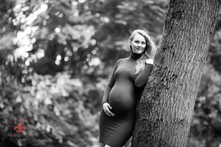 Professionelle Babybauch Fotografie Frankfurt
