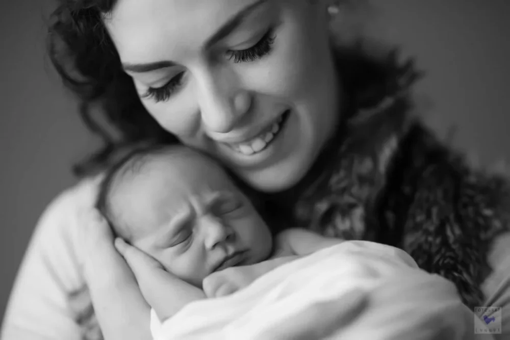 babyfotograf hofheim schlafendes neugeborenes